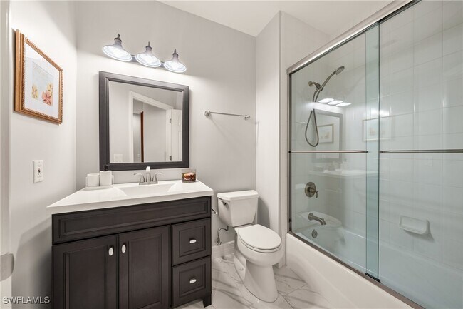 Building Photo - 8310 Big Acorn Cir