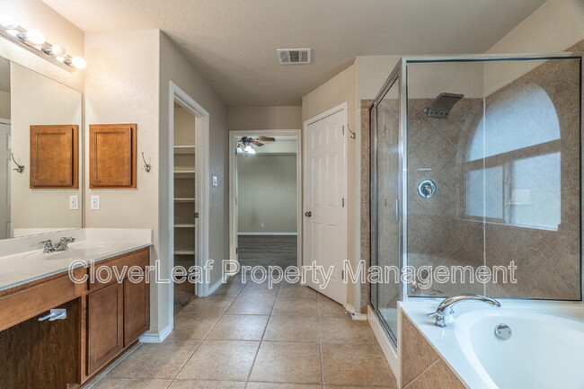 Building Photo - 409 Loch Lomond Dr