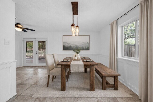 Building Photo - Find comfort, style, and convenience in this beautiful 3-bedroom home located in a desirable gate...