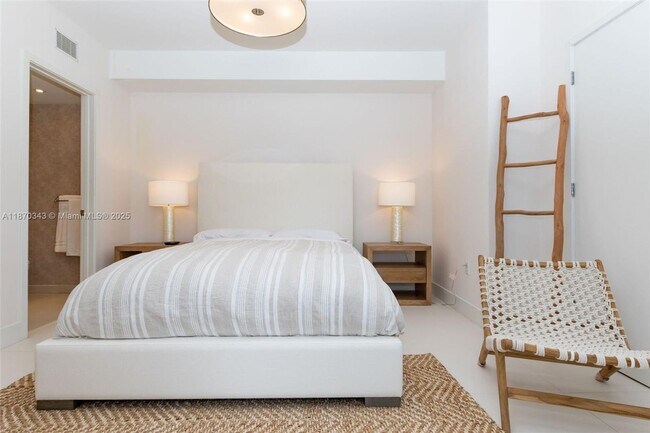 Building Photo - 2101 S Surf Rd