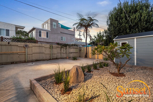 Building Photo - 4926 Del Monte Ave