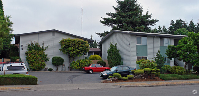 Building Photo - Lennick Court Apartments