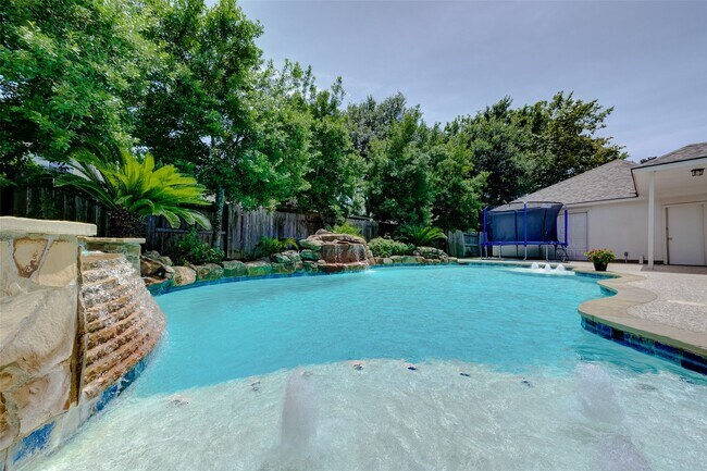 Building Photo - 23707 Thornsby Ct