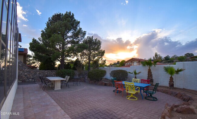Building Photo - 508 Canyon Springs Dr