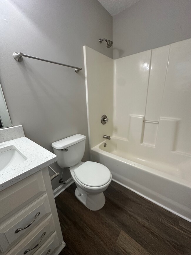 Building Photo - 1115 E 59th St