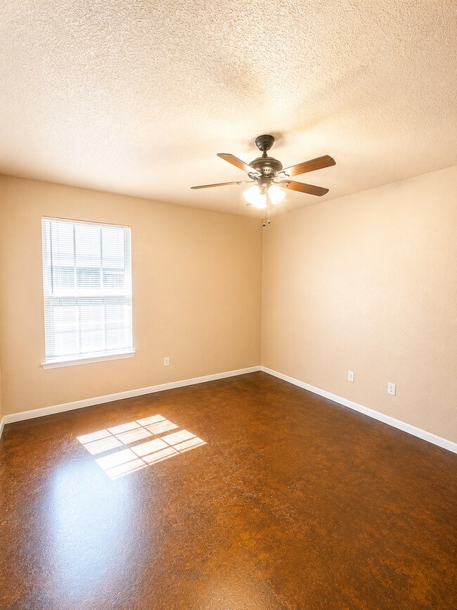 Building Photo - AVAILABLE MID AUGUST!! 3bd/2ba in Harker Heights!