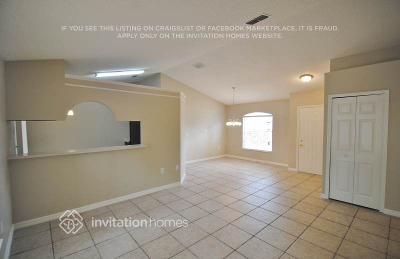 Building Photo - 6410 Golfview Ave