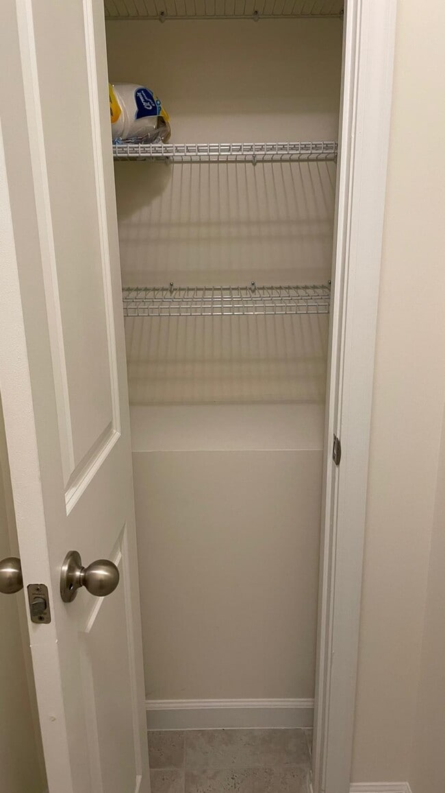 Building Photo - Trivium