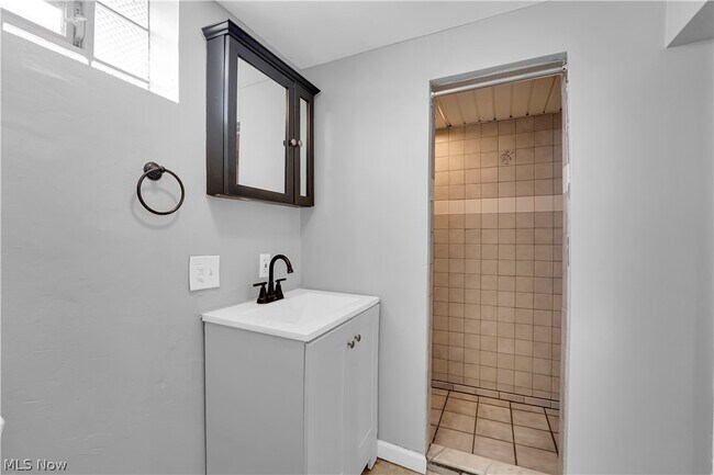 Building Photo - 7514 Bertha Ave