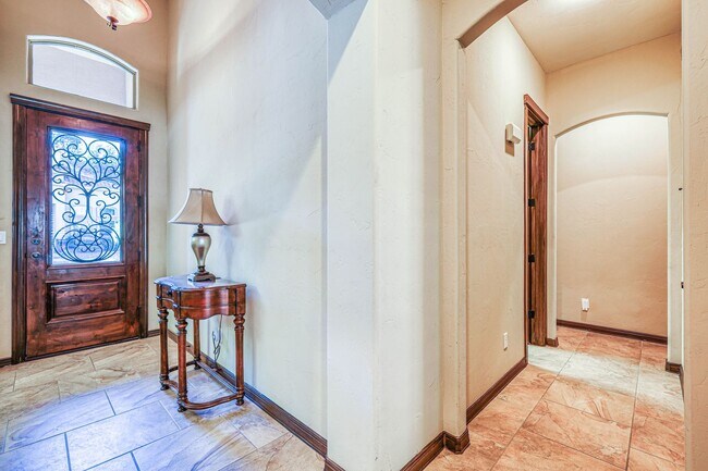 Building Photo - 6459 Snowheights Ct