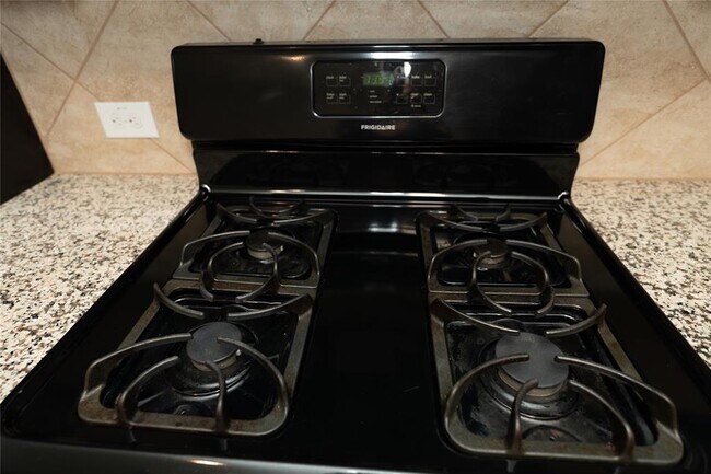 Building Photo - 13700 Sage Grouse Dr