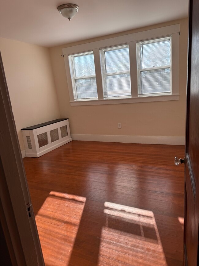 Building Photo - 13 Pressey Ct