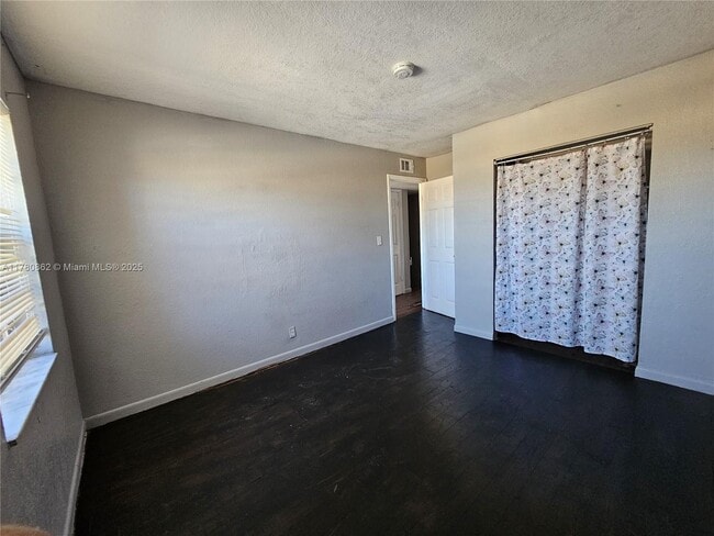 Building Photo - 2629 NW 60th Way