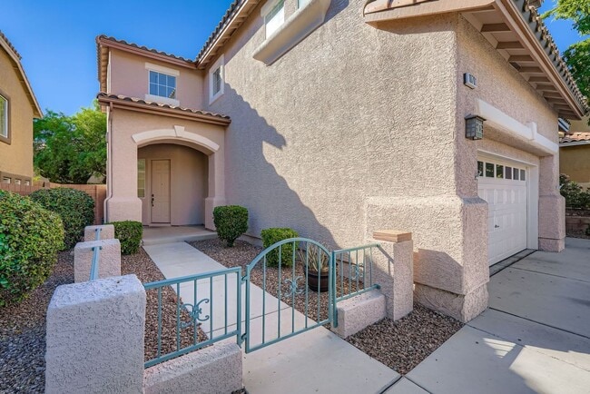 Building Photo - Newly remodeled 4 bedroom home!