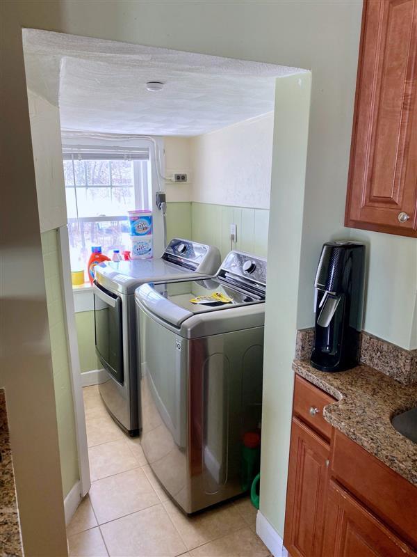 Building Photo - 14 Rockland Pl