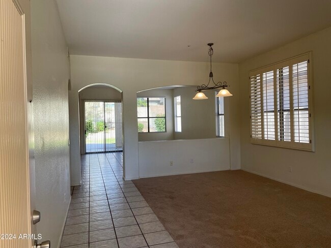 Building Photo - 7322 E Gallego Ln