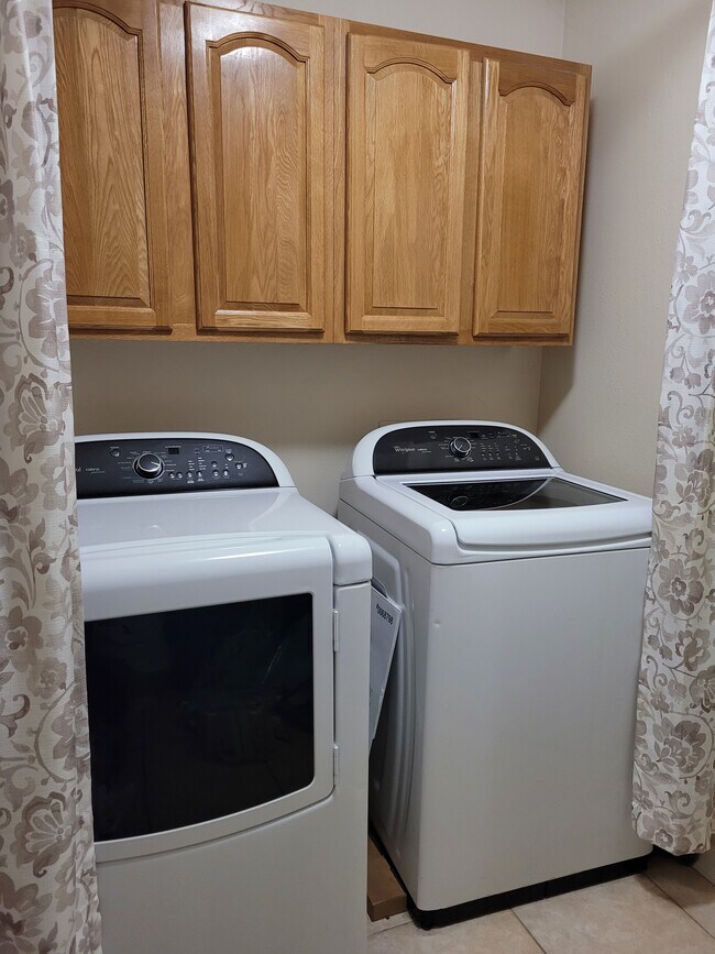 Building Photo - 4105 Bill Owens Pkwy