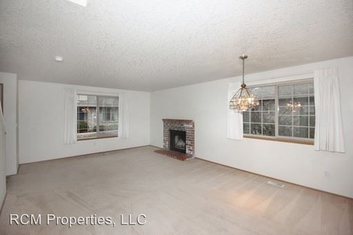 Building Photo - 1300 NE 181st Ave