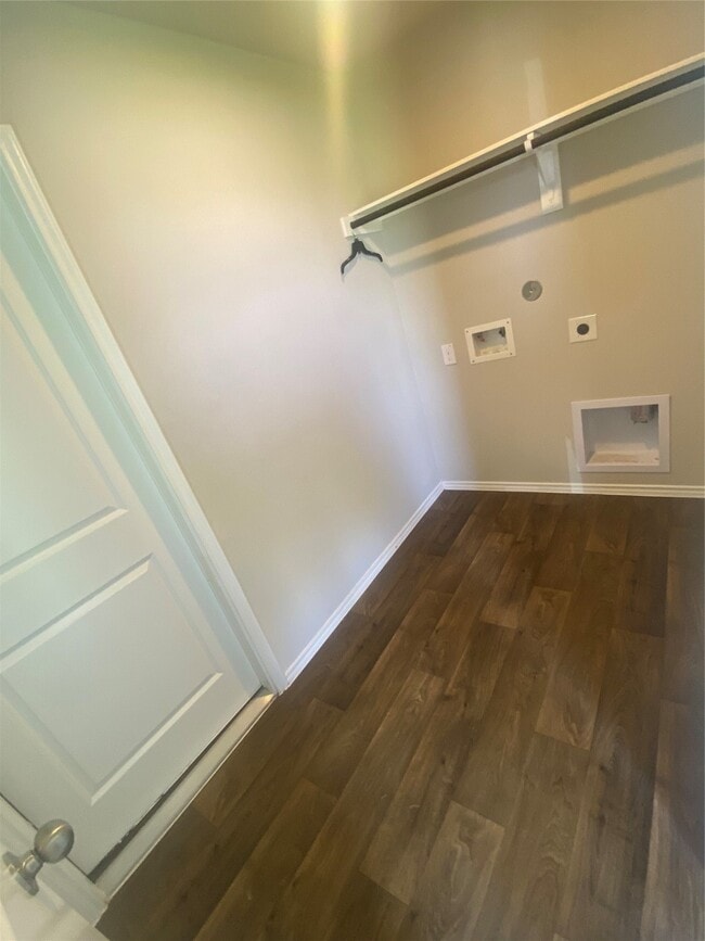 Building Photo - 16937 Rich Pines Dr