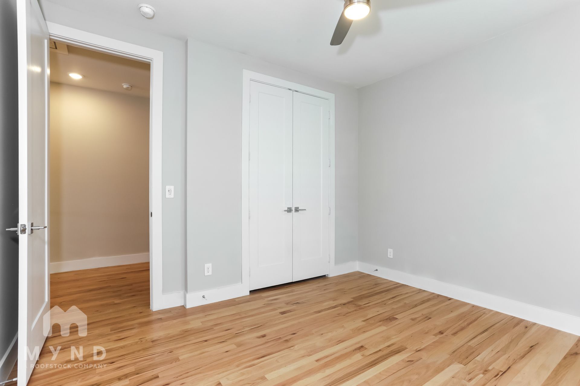 Building Photo - 2345 Vagas St