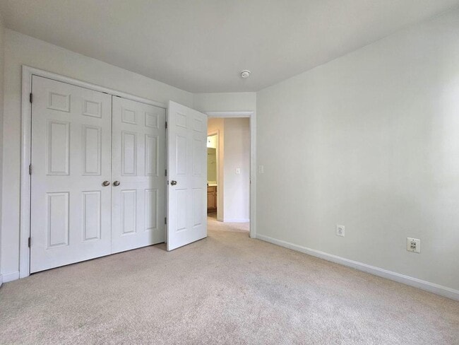 Building Photo - 15328 Elizabeth Burbage Loop