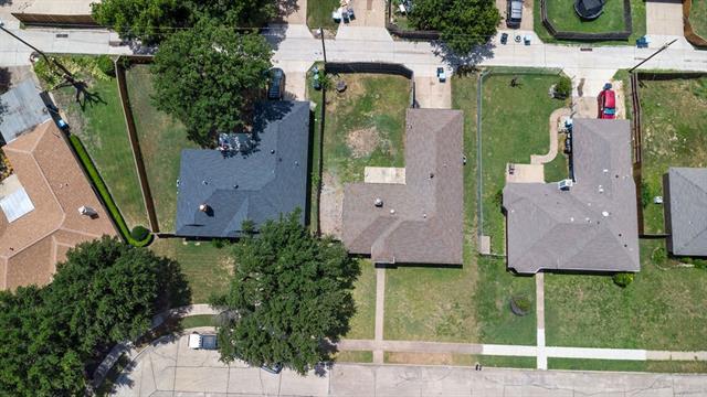Building Photo - 2305 Windridge Ln