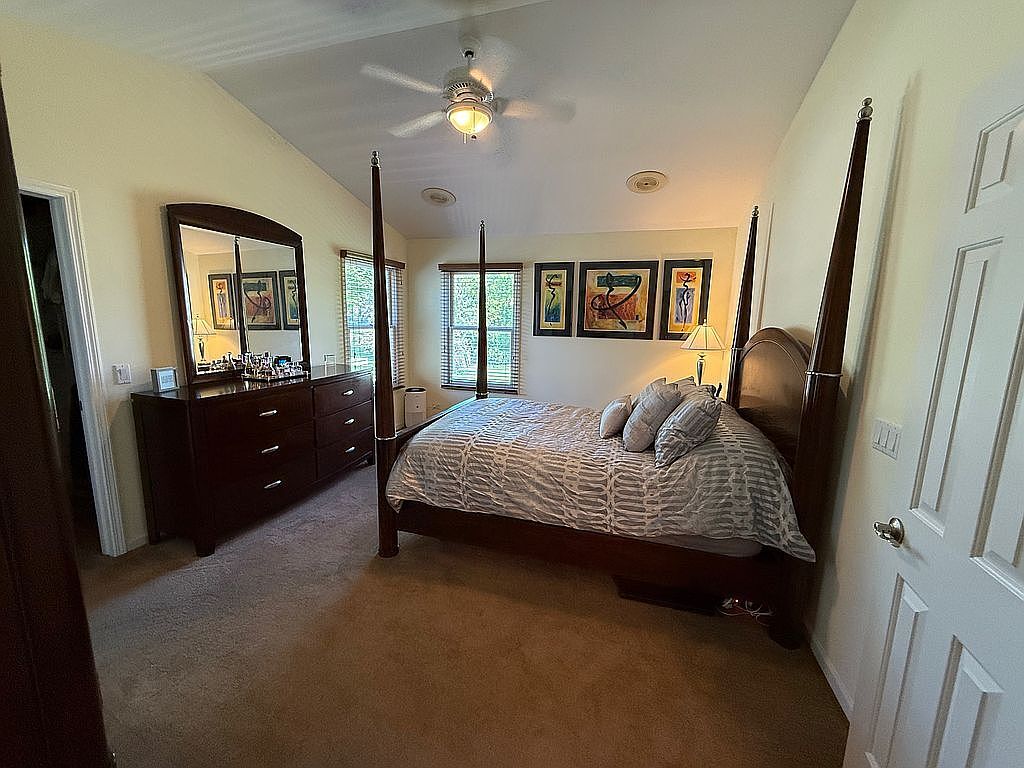 Building Photo - 667 Indian Ridge Dr