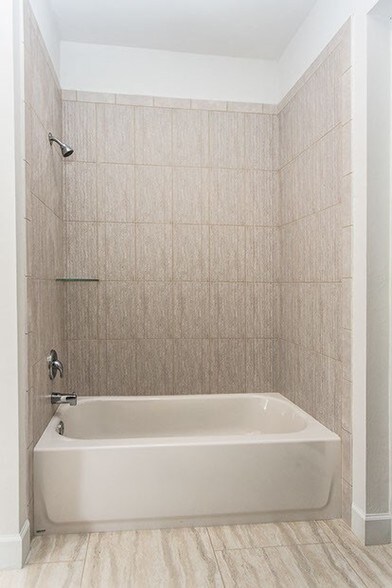 Building Photo - 5224 SW 27th Pl