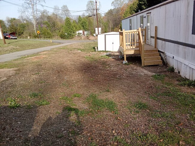 Building Photo - 8364 Cedar St