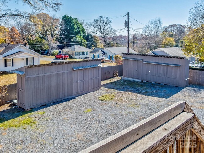 Building Photo - 301 McAllister St