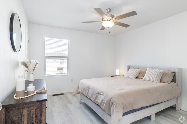 2BR, 2.5BA - 1,055SF - Primary Bedroom - The Reserve Townhomes