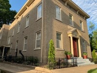 Building Photo - 504 E 6th St