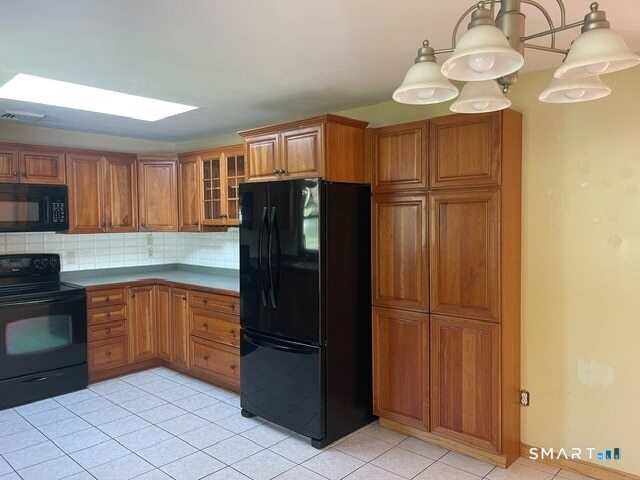 Building Photo - 446 Fall Mountain Rd