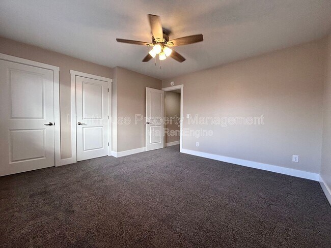 Building Photo - 2874 Taft Ave SW