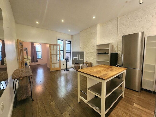 Building Photo - 532 Flatbush Ave