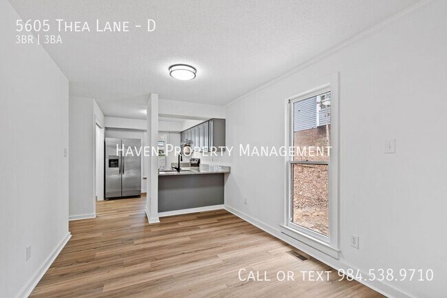 Building Photo - 5605 Thea Ln