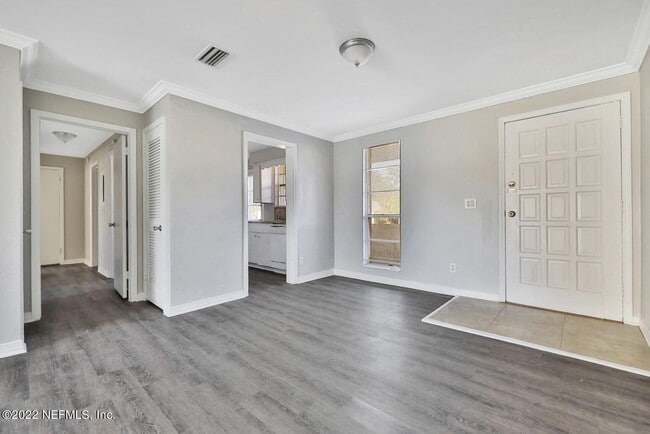 Building Photo - 7346 El Barco Rd