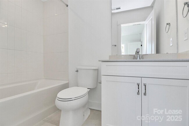 Building Photo - 1103 Kokomo Ln