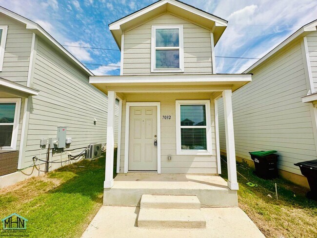 Primary Photo - Straight Out of Your Favorite TV Show — This Mini-Home Marvel Has It All!