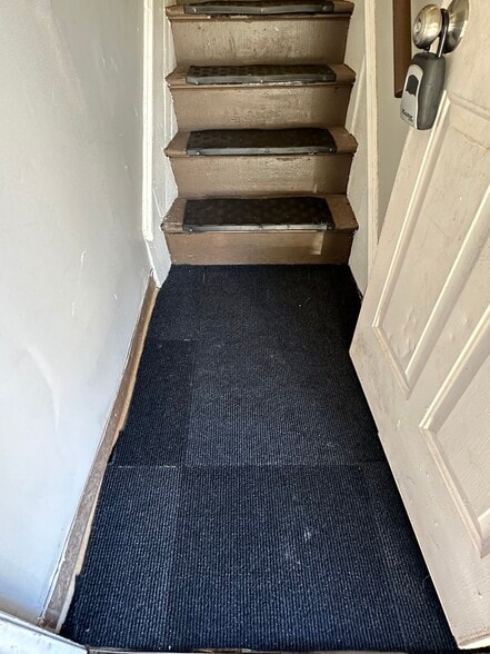 Building Photo - 134 Sherman St