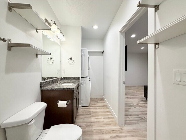 Building Photo - 578 Lewski Ln