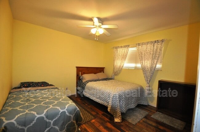 Building Photo - 20415 Pine Mountain Dr