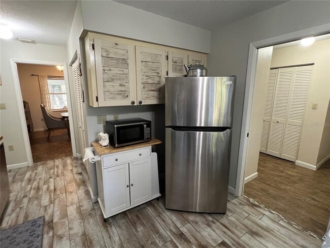 Building Photo - 36338 W Spring Lake Blvd