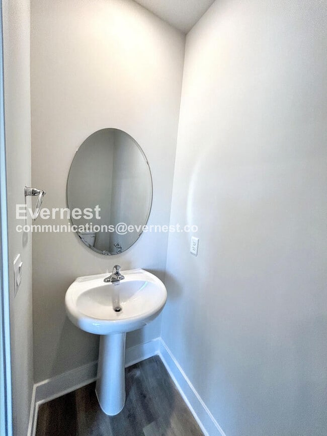 Building Photo - 195 Sioux Lp