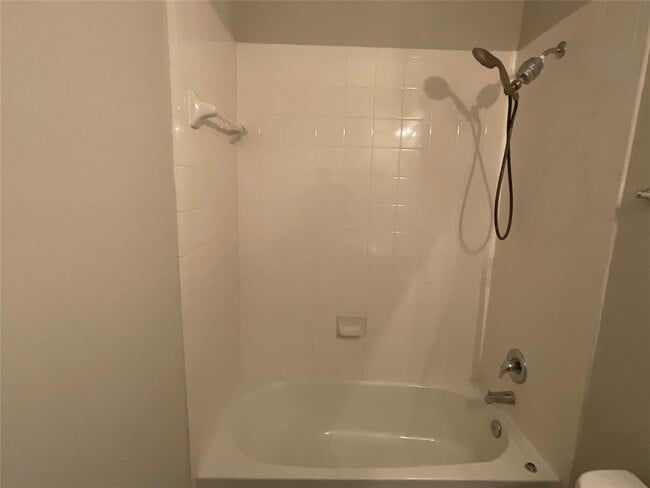 Building Photo - 142 Jubilee Dr