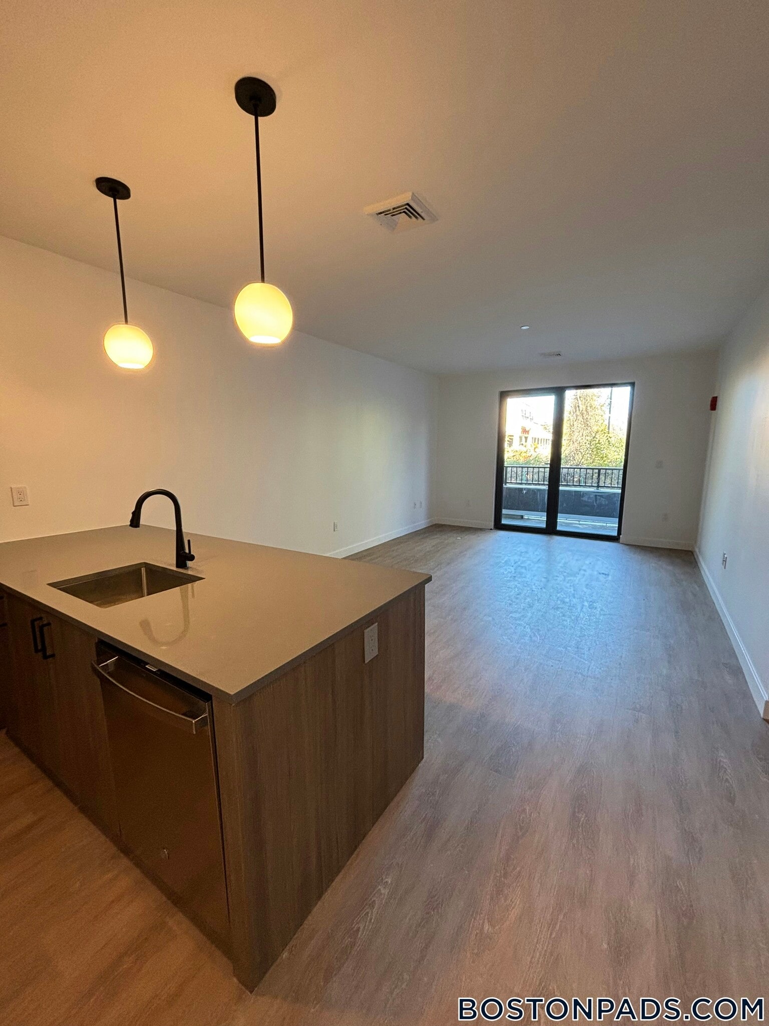 Building Photo - 199 Gardner St