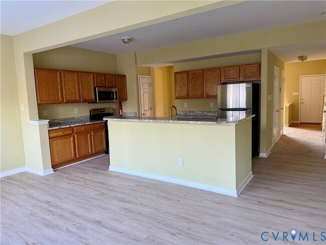 Building Photo - 1408 New Haven Ct