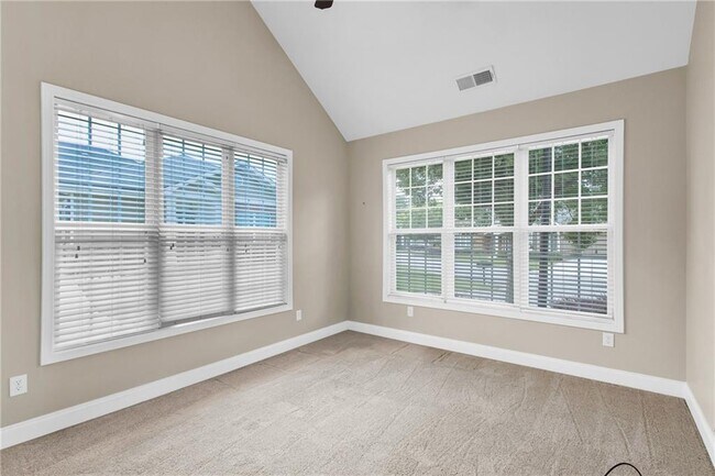 Building Photo - 5358 Manor View Dr NW