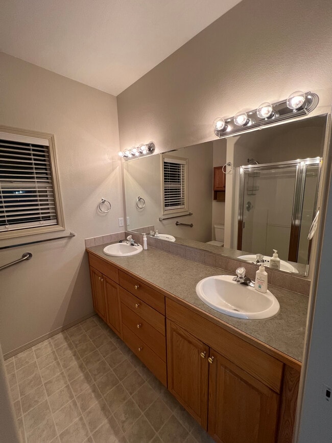 Building Photo - 2746 N Springtime Wy