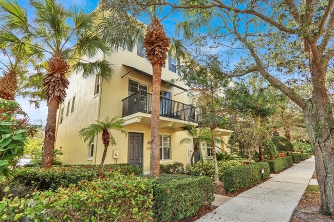 Building Photo - 136 Regions Way